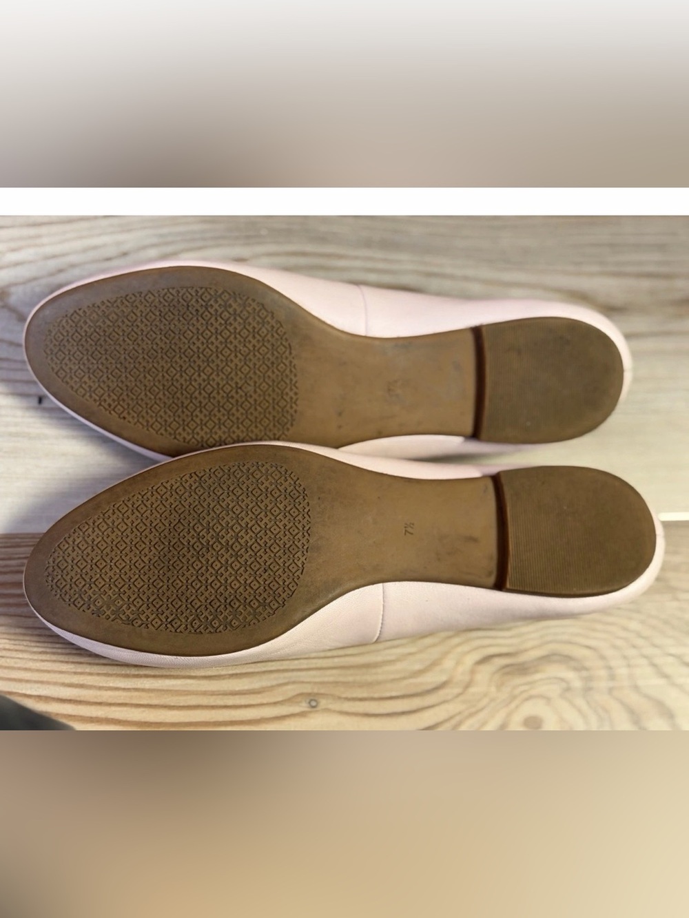 Tory Burch Benton 2 Sea Shell Pink Leather Ballet Flats Gold Logo Logo Sz 7.5 - Picture 6 of 9